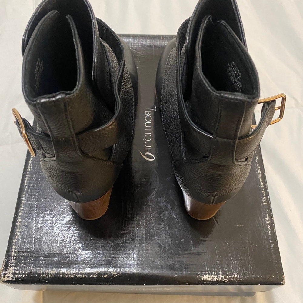 Ankle boots